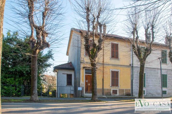 casa indipendente in vendita a Castano Primo