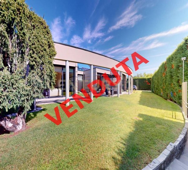 casa indipendente in vendita a Castano Primo