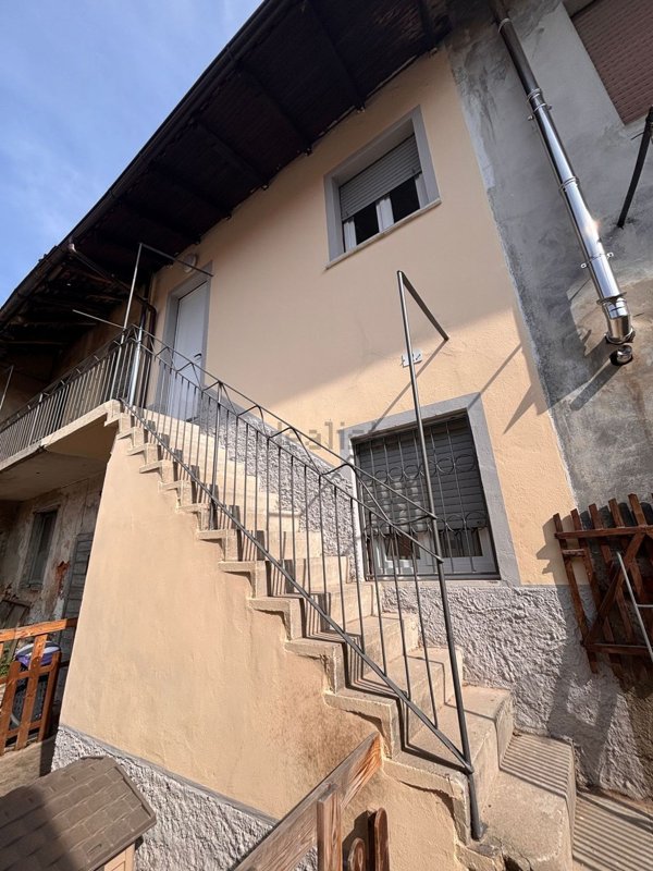 appartamento in vendita a Castano Primo