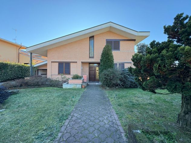 casa indipendente in vendita a Castano Primo