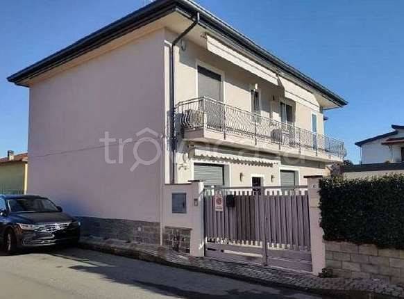 appartamento in vendita a Castano Primo