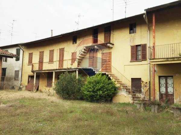 appartamento in vendita a Castano Primo
