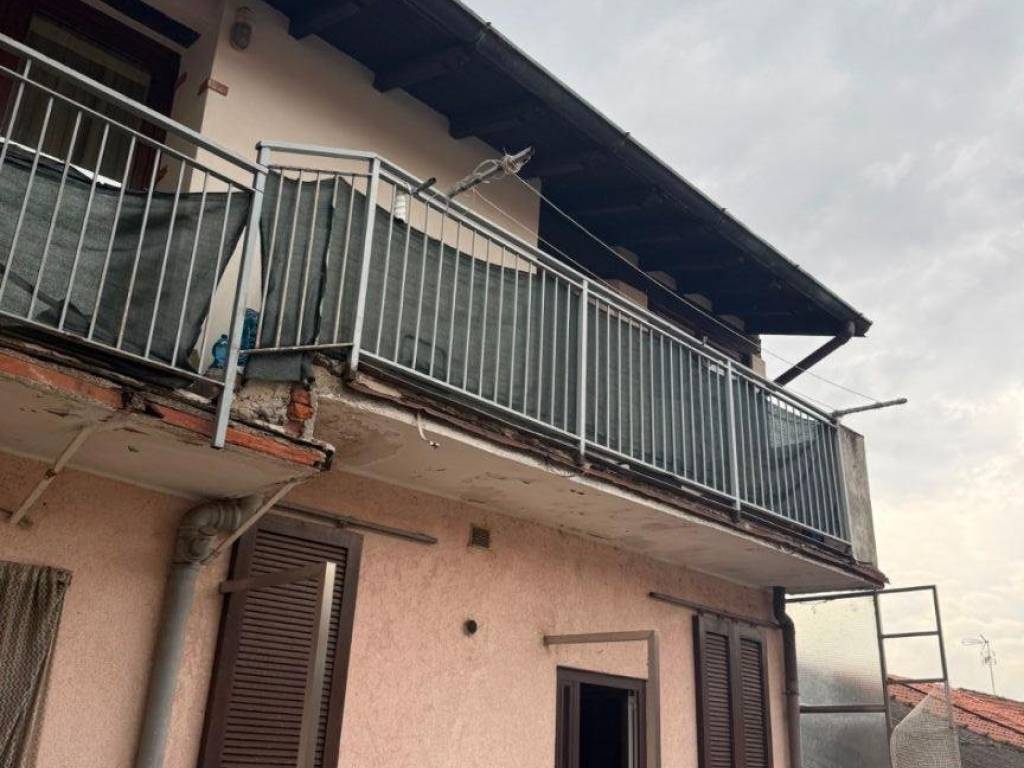 appartamento in vendita a Castano Primo