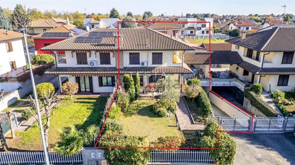 casa indipendente in vendita a Castano Primo