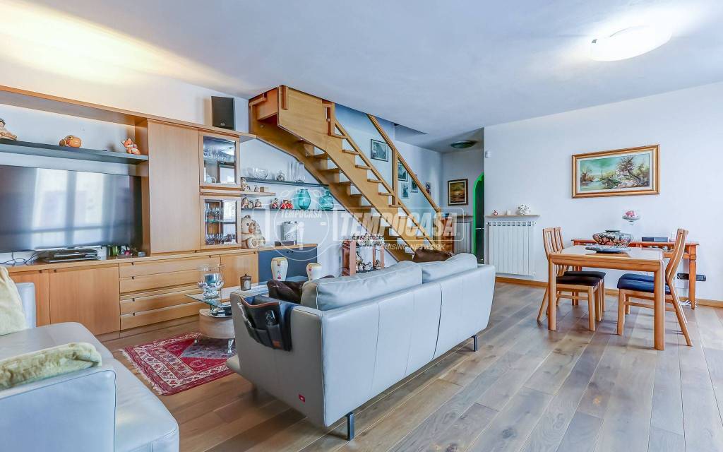 appartamento in vendita a Castano Primo