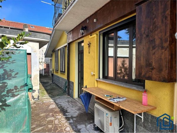 casa indipendente in vendita a Castano Primo