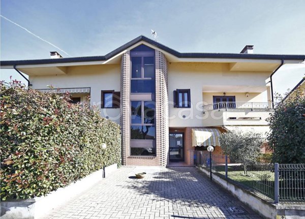 appartamento in vendita a Castano Primo