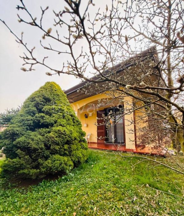 casa indipendente in vendita a Castano Primo