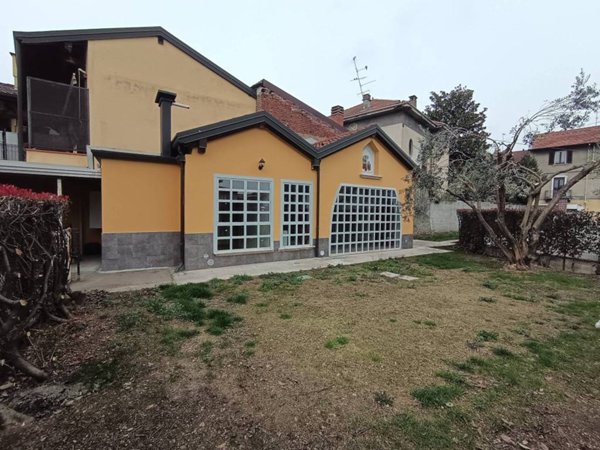 appartamento in vendita a Castano Primo