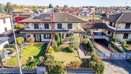 casa indipendente in vendita a Castano Primo