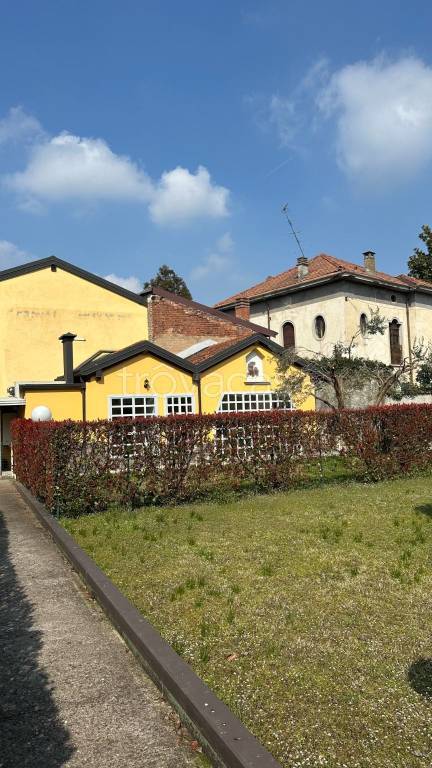 appartamento in vendita a Castano Primo