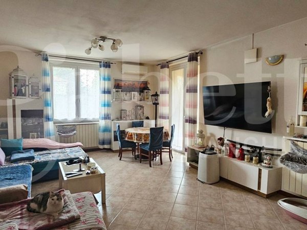 casa indipendente in vendita a Castano Primo