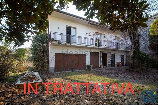 casa indipendente in vendita a Castano Primo