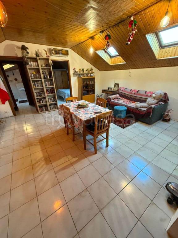 appartamento in vendita a Castano Primo