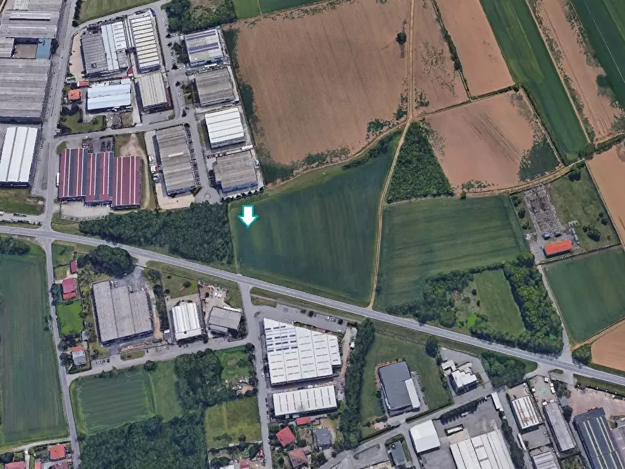 terreno edificabile in vendita a Castano Primo