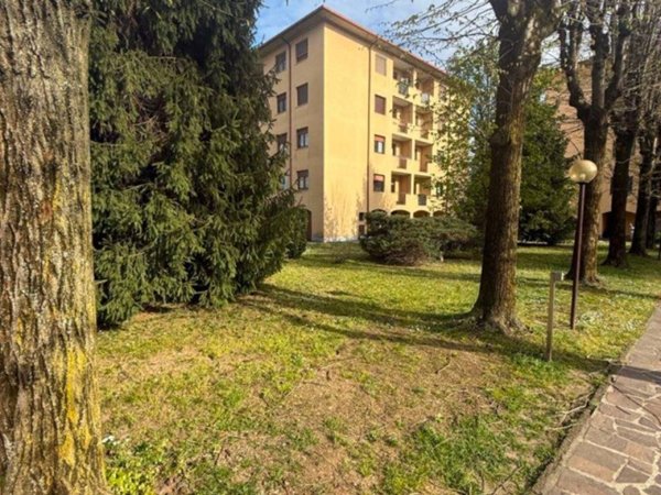 appartamento in vendita a Castano Primo