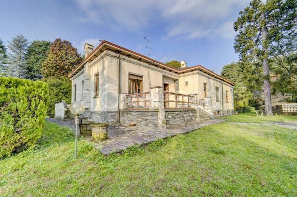 casa indipendente in vendita a Castano Primo