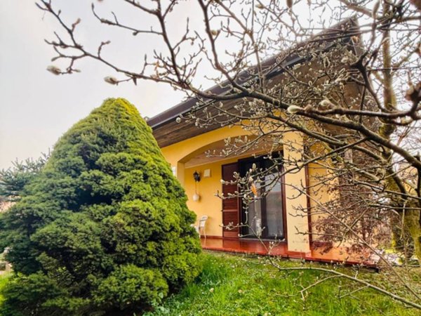 casa indipendente in vendita a Castano Primo