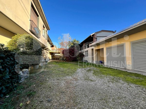 appartamento in vendita a Castano Primo