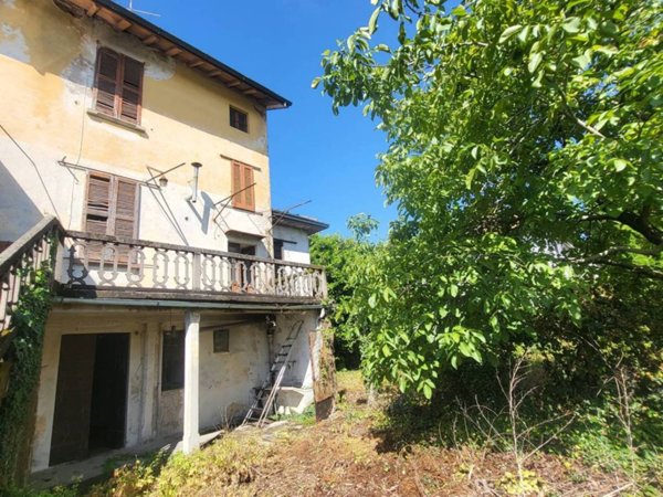casa indipendente in vendita a Castano Primo