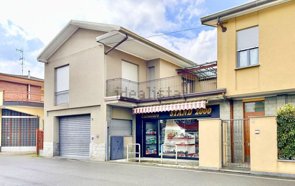 appartamento in vendita a Castano Primo