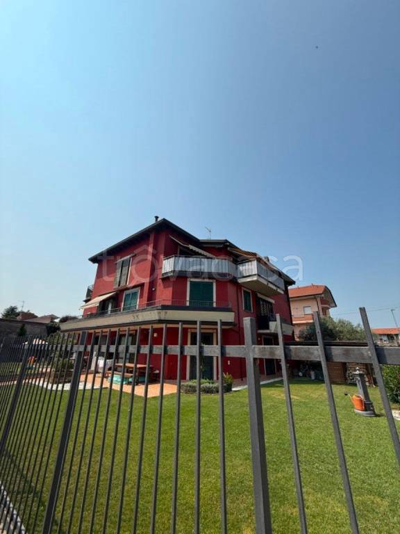 appartamento in vendita a Castano Primo