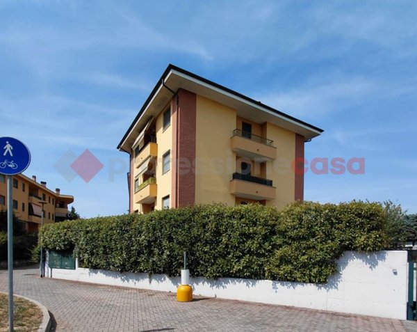 appartamento in vendita a Castano Primo