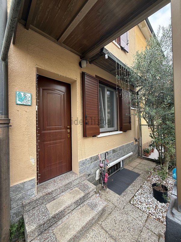 appartamento in vendita a Castano Primo