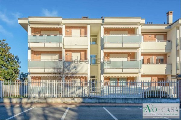 appartamento in vendita a Castano Primo