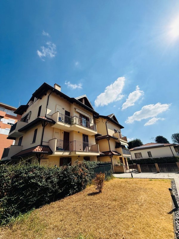appartamento in vendita a Castano Primo