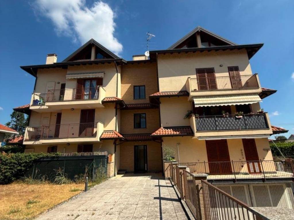 appartamento in vendita a Castano Primo