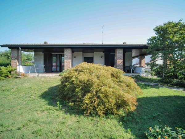 casa indipendente in vendita a Castano Primo