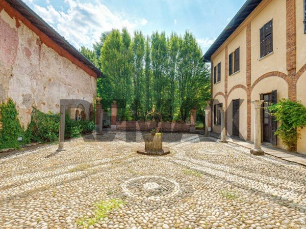 casa indipendente in vendita a Castano Primo