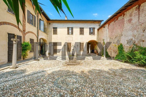 casa indipendente in vendita a Castano Primo
