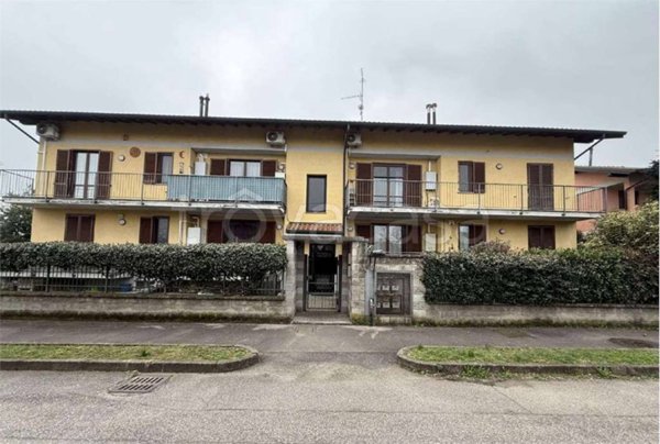 appartamento in vendita a Castano Primo