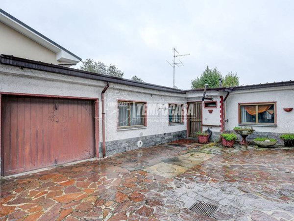 appartamento in vendita a Castano Primo
