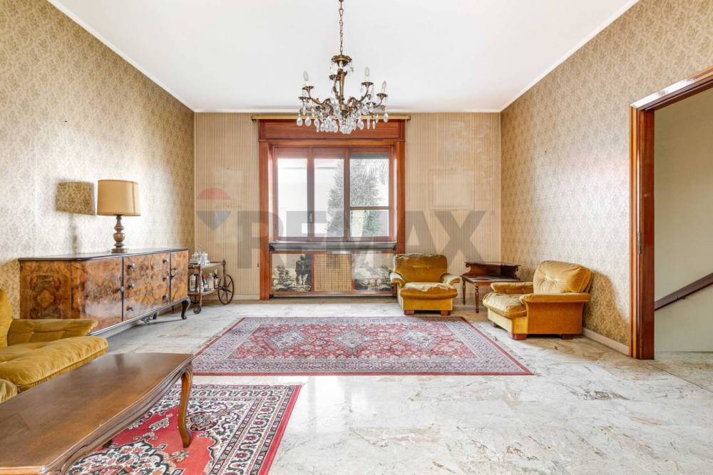 casa indipendente in vendita a Castano Primo