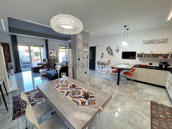 casa indipendente in vendita a Castano Primo