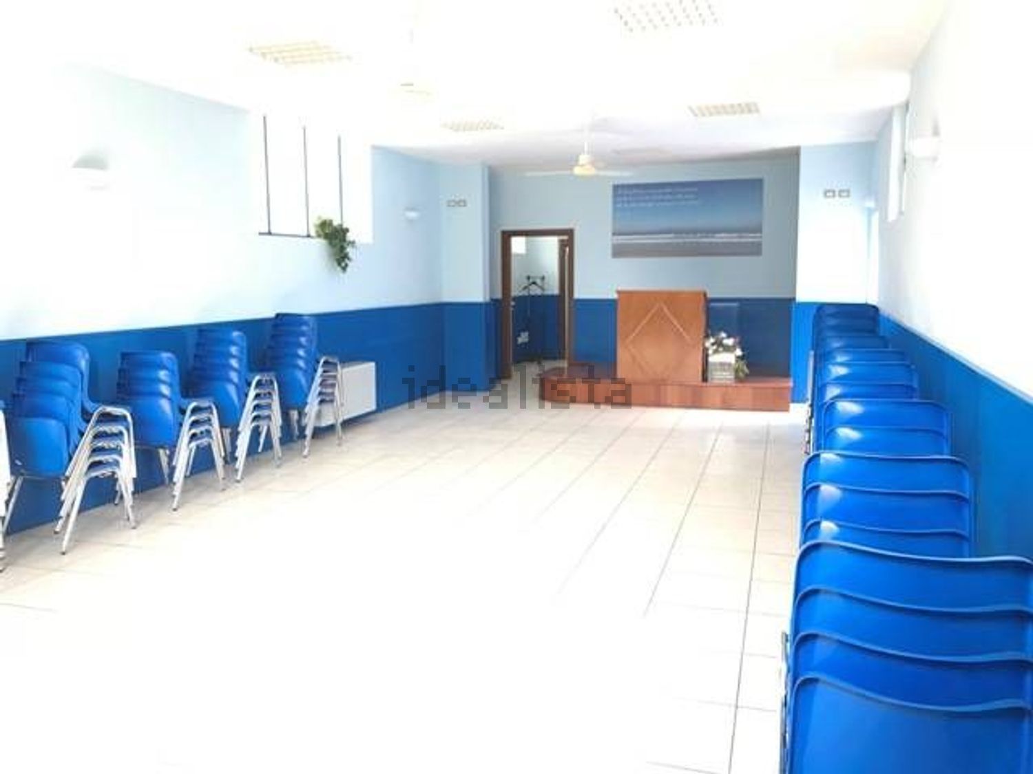 locale commerciale in vendita a Cernusco sul Naviglio