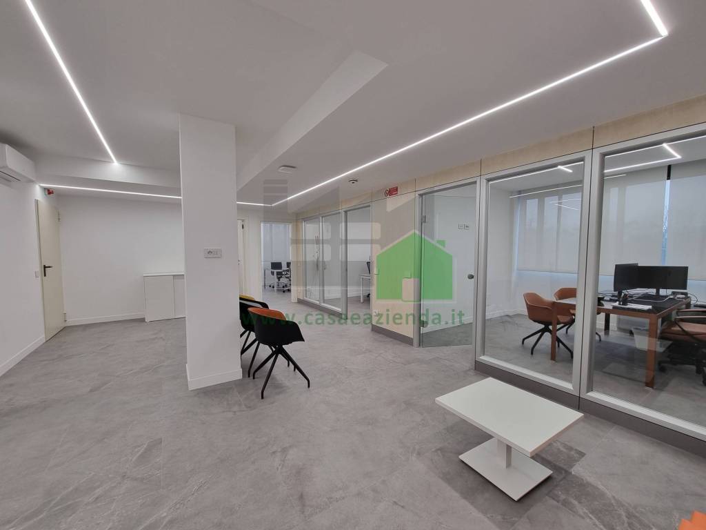 ufficio in vendita a Cernusco sul Naviglio