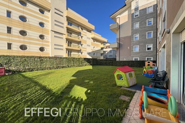 ufficio in vendita a Cernusco sul Naviglio