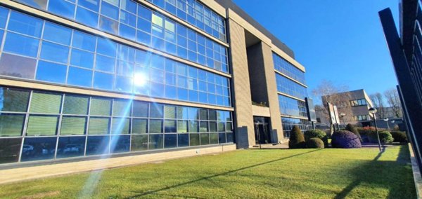 ufficio in vendita a Cernusco sul Naviglio