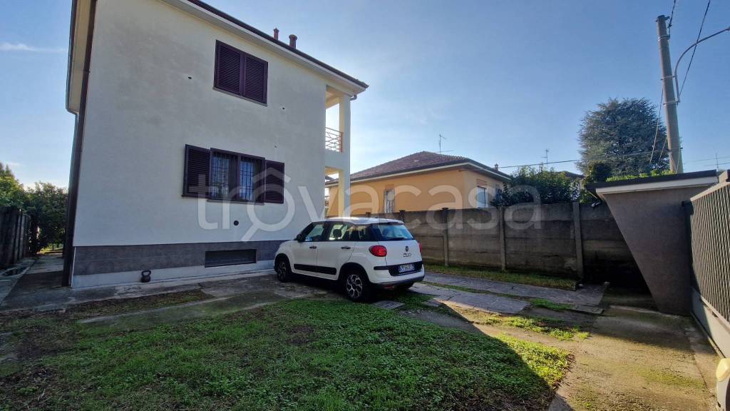 casa indipendente in vendita a Cernusco sul Naviglio