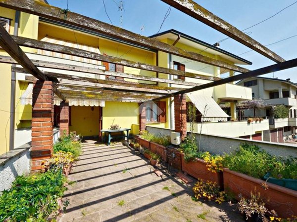 casa indipendente in vendita a Cernusco sul Naviglio