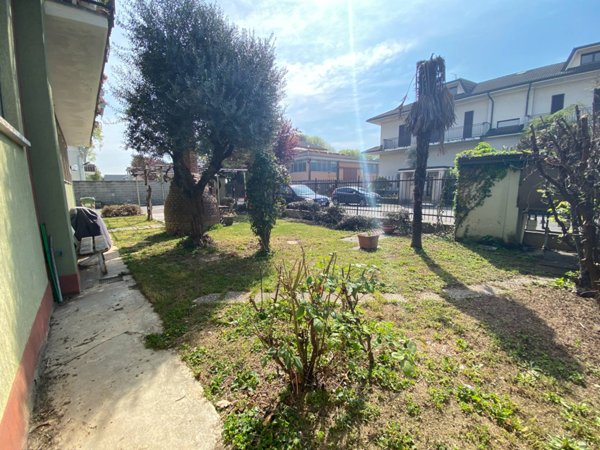 intera palazzina in vendita a Cernusco sul Naviglio