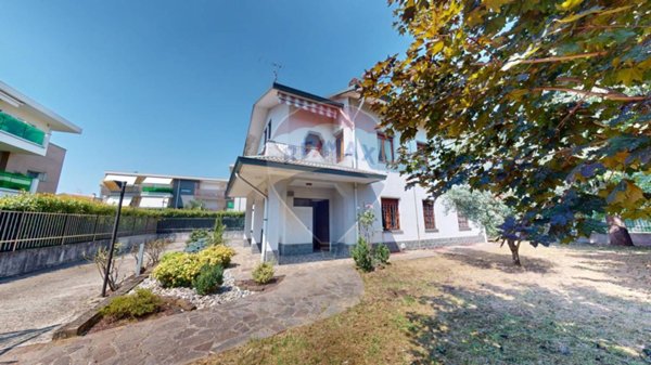 casa indipendente in vendita a Cernusco sul Naviglio