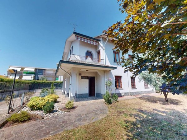 casa indipendente in vendita a Cernusco sul Naviglio