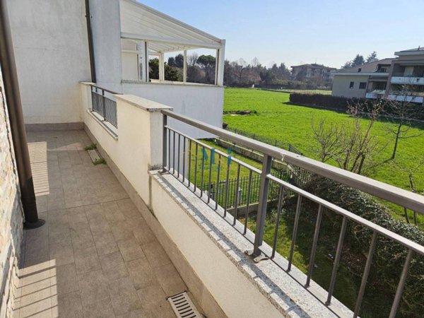 appartamento in vendita a Cernusco sul Naviglio in zona Ronco