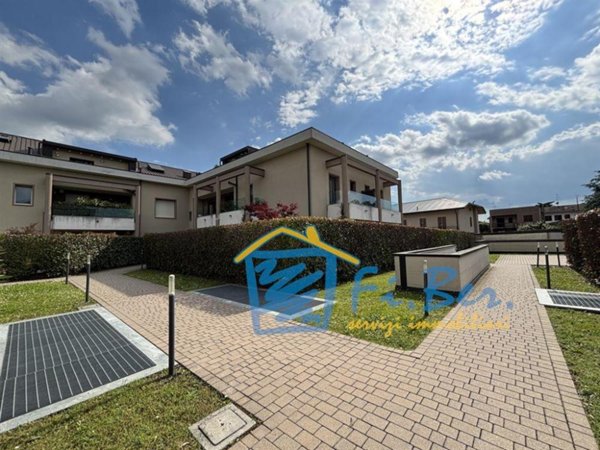 appartamento in vendita a Cernusco sul Naviglio in zona Ronco