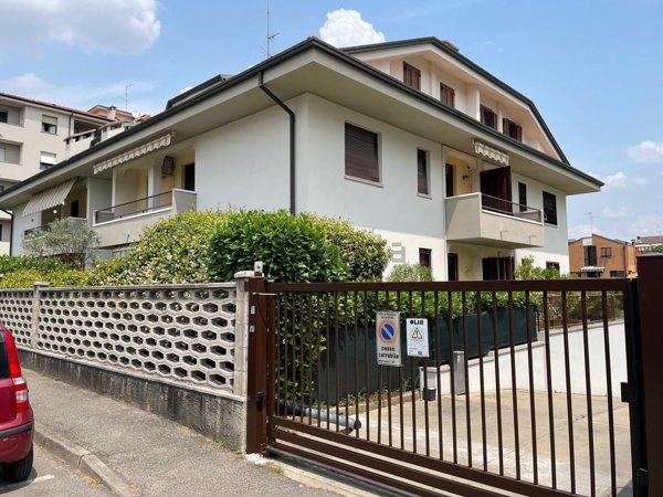 appartamento in vendita a Cernusco sul Naviglio